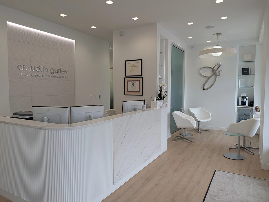 Salon Front Desk